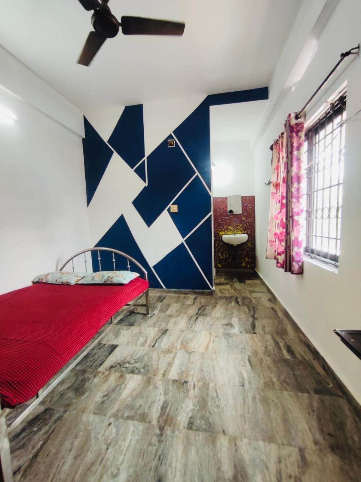 Omega Tourist Home Thrissur Kültér fotó