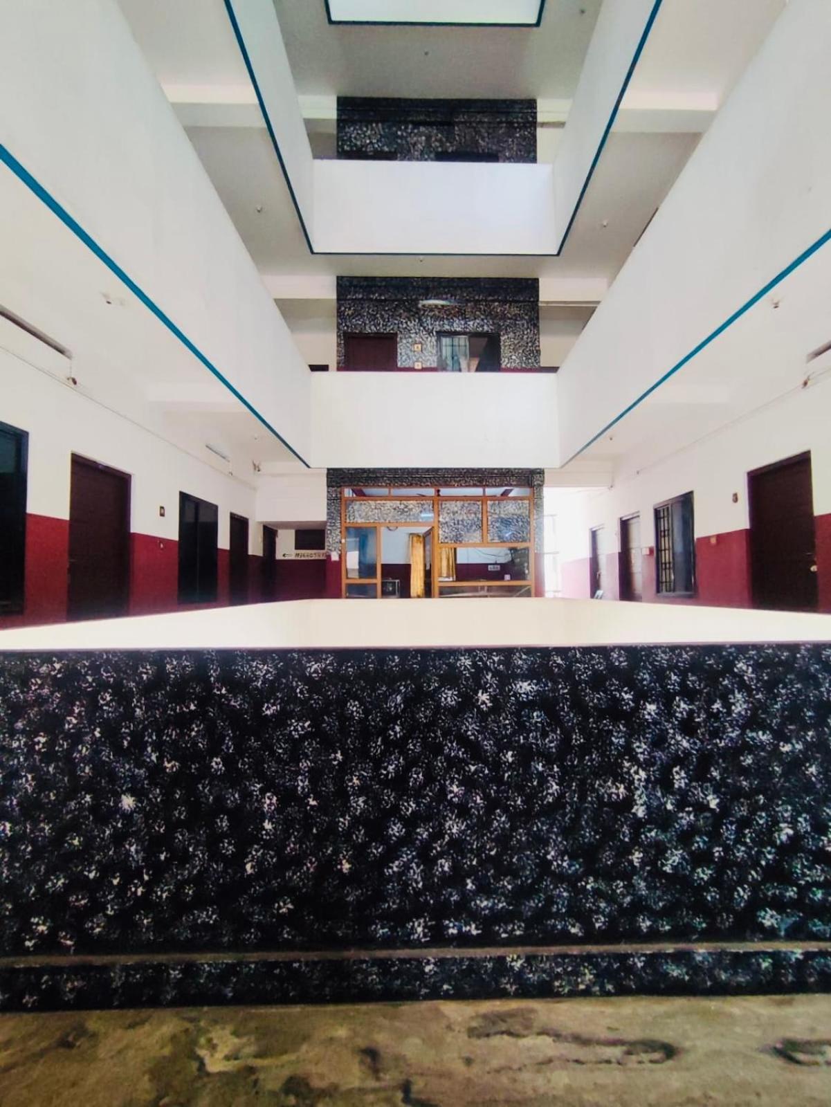 Omega Tourist Home Thrissur Kültér fotó
